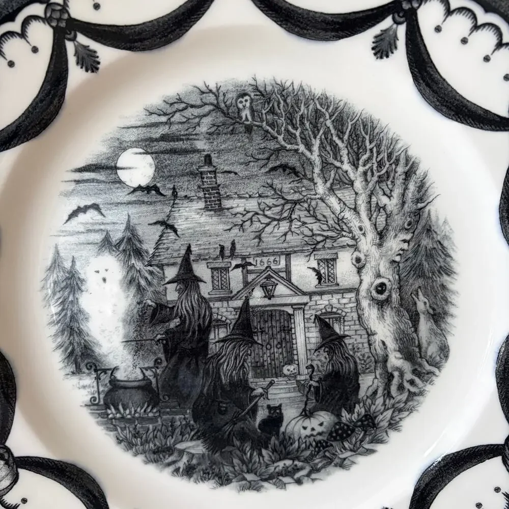 Royal Stafford Halloween Wicked Witch Dinner Plates 11in Porcelain Set of 4 New